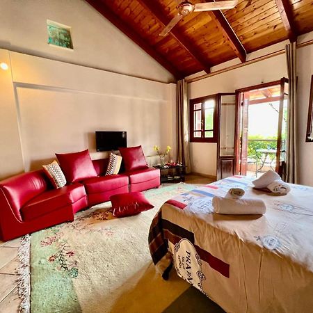 Στούντιο Κέντρου Άνω Πόλης Πάτρας Apartment Ngoại thất bức ảnh