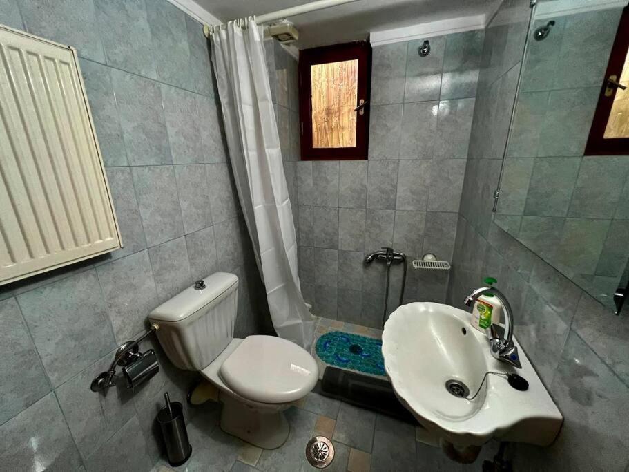 Στούντιο Κέντρου Άνω Πόλης Πάτρας Apartment Ngoại thất bức ảnh